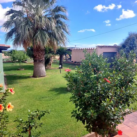 Apt 3 Tenuta Le Palme Feriehus Castiadas