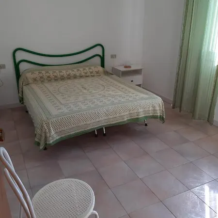 Apt 3 Tenuta Le Palme Feriehus